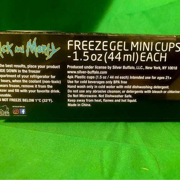 Rick n Morty Freeze Gel Mini Cups - Picture 3 of 3